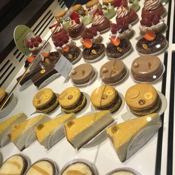 Pierre Hermé - Chocolatiers & Shops Near Me - Paris, 75