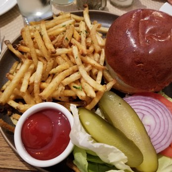 Valley Ford Hotel - Hamburger - Hotels Near Me - Valley Ford, California