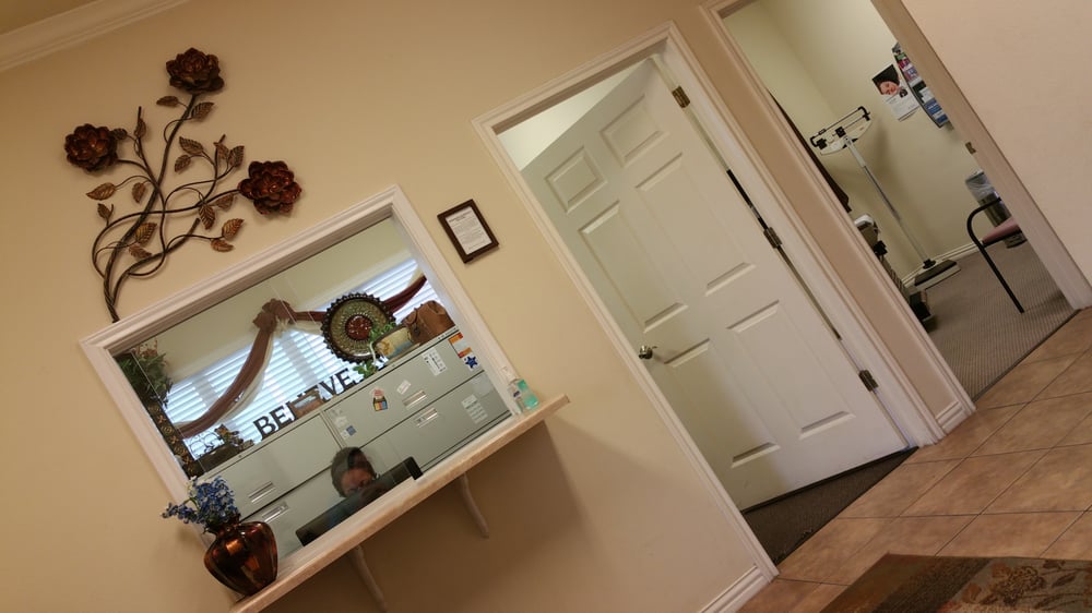 San Gabriel Family Medicine: Rosie Augustin-Wheeler, M.D - patient advocate in Leander, TX