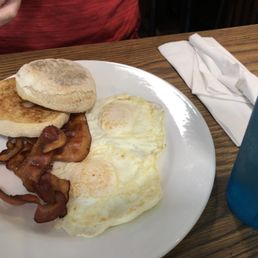 eggs, bacon and english muffin eggs, bacon and english muffin
