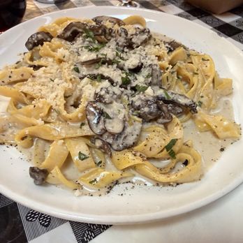 Forma Pasta Factory - Fettuccine Funghi - Italian Near Me - Brooklyn, New York