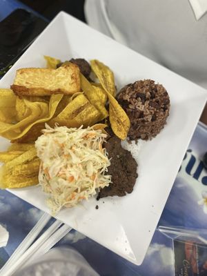Mi Linda Managua Restaurant by null