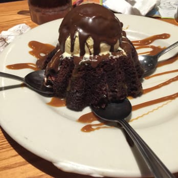 Chili's - Molten Chocolate Cake - Bars Near Me - Jacksonville, Florida