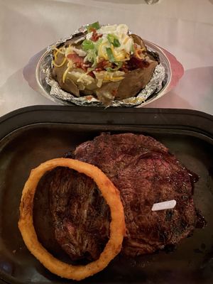 Beef 'N Bottle Steakhouse by null