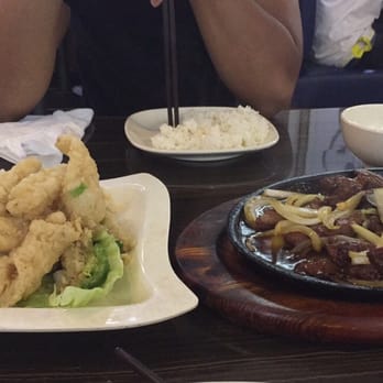 Chi Cafe - Salt and pepper squid & sizzling beef - Hong Kong Style Cafe Near Me - Chicago, Illinois Chi Cafe - Salt and pepper squid & sizzling beef - Hong Kong Style Cafe Near Me - Chicago, Illinois