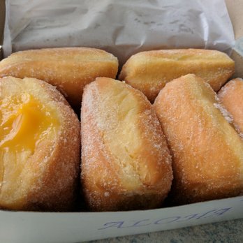 Tex Drive In - Malasadas, mango filling on the left - Fast Food Near Me - Honokaa, Hawaii
