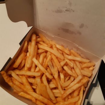 Pizza Planete - Family size fries - Pizza Near Me - Montreal, Quebec Pizza Planete - Family size fries - Pizza Near Me - Montreal, Quebec