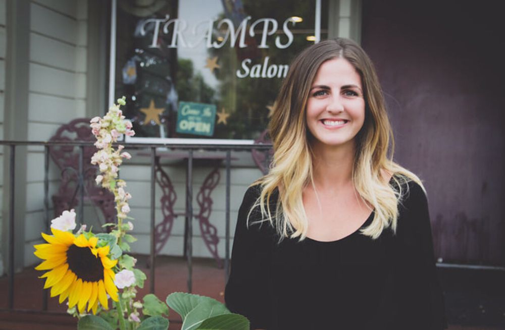 TRAMPS SALON Updated October 2024 15 Photos 199 NW Deer St