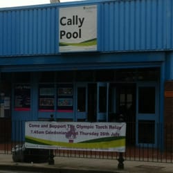 Cally Pool - The functional Cally Pool on Caledonian Road - a little oasis in the wild west!