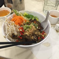 Hansan Vietnamese Restaurant - Beef with thin vermicelli. So good!!!!