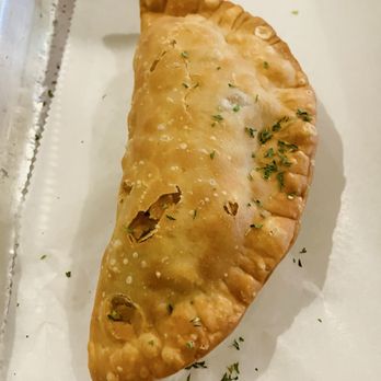 La Casa Del Mofongo - Empanada de Pollo - Caribbean Near Me - West Palm Beach, Florida