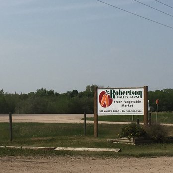 Robertson Valley Farm - a sign for robertson valley farm - Farms Near Me - Vanscoy, Saskatchewan Robertson Valley Farm - a sign for robertson valley farm - Farms Near Me - Vanscoy, Saskatchewan