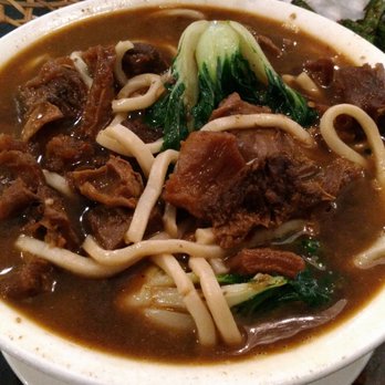 Red Lotus - Beef noodle soup - Chinese Near Me - Mississauga, Ontario