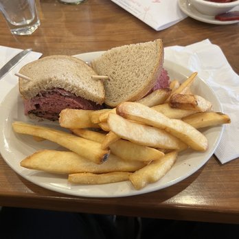 Junior's Restaurant - Corned Beef & Pastrami Combo - Bakeries Near Me - Brooklyn, New York