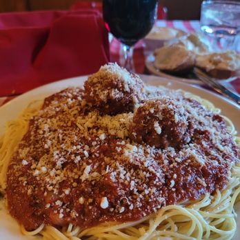 Lanza's Restaurant - Spaghetti and meatballs - Italian Near Me - Kings Beach, California Lanza's Restaurant - Spaghetti and meatballs - Italian Near Me - Kings Beach, California