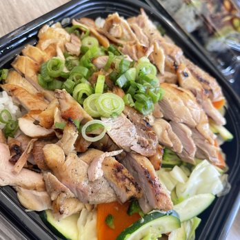 Yogis Grill - Chicken Teriyaki Bowl without the sauce - Japanese Near Me - Valencia, California