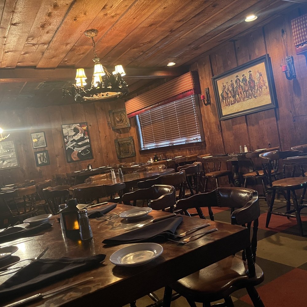 Walt's Hitching Post - Unromantic seating for 2 celebrating a birthday. Way too bright. - New American Near Me - Fort Wright, Kentucky Walt's Hitching Post - Unromantic seating for 2 celebrating a birthday. Way too bright. - New American Near Me - Fort Wright, Kentucky