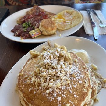 Kihei Caffe Lahaina - Banana mac nut pancakes and corned beef hash - Breakfast & Brunch Near Me - Lahaina, Hawaii Kihei Caffe Lahaina - Banana mac nut pancakes and corned beef hash - Breakfast & Brunch Near Me - Lahaina, Hawaii