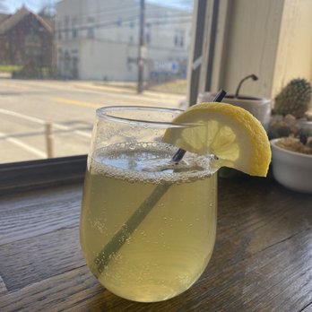 Safai Coffee - Gold Crush spring cocktail - Coffee & Tea Near Me - Louisville, Kentucky Safai Coffee - Gold Crush spring cocktail - Coffee & Tea Near Me - Louisville, Kentucky