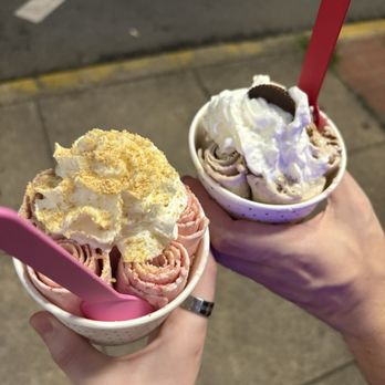 Chill and Go - Strawberry Cheesecake and Reese's Bathhouse! - Ice Cream & Frozen Yogurt Near Me - Hot Springs, Arkansas Chill and Go - Strawberry Cheesecake and Reese's Bathhouse! - Ice Cream & Frozen Yogurt Near Me - Hot Springs, Arkansas