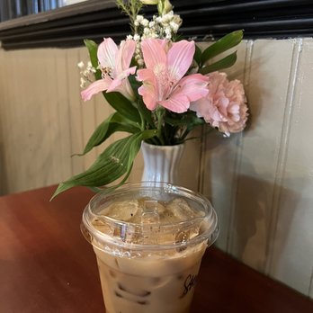 Jasmine Jo - Medium iced Rose Cake with oat milk - Coffee & Tea Near Me - Tempe, Arizona Jasmine Jo - Medium iced Rose Cake with oat milk - Coffee & Tea Near Me - Tempe, Arizona