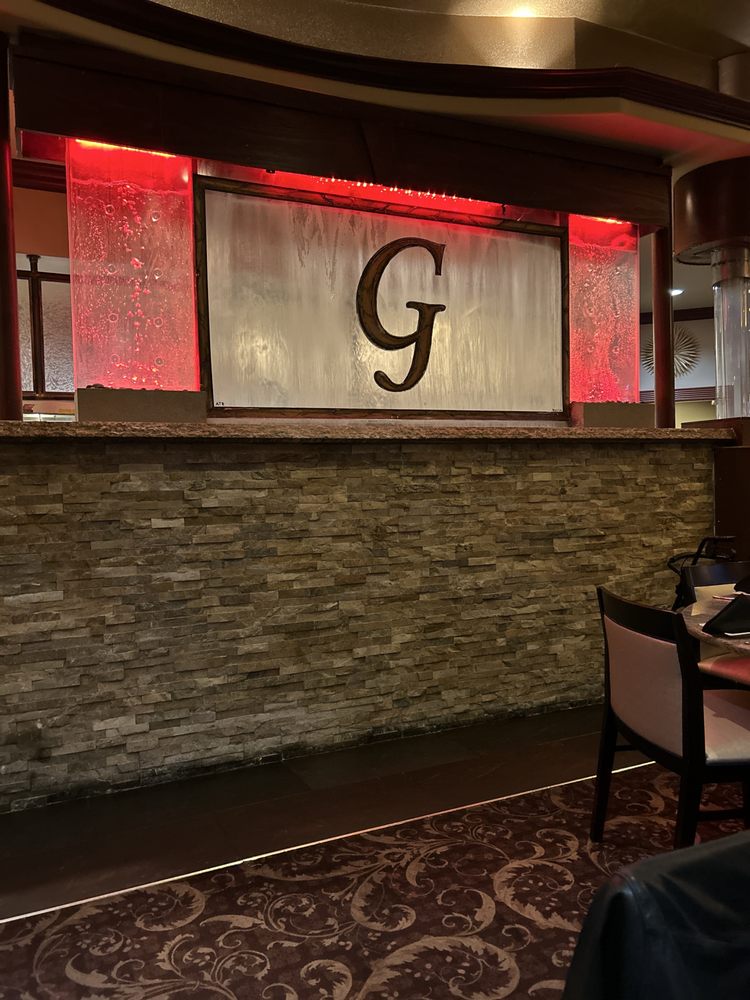 Giuseppe’s Bar & Grille Henderson - Photo 2