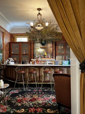 The Gilded Perch by null