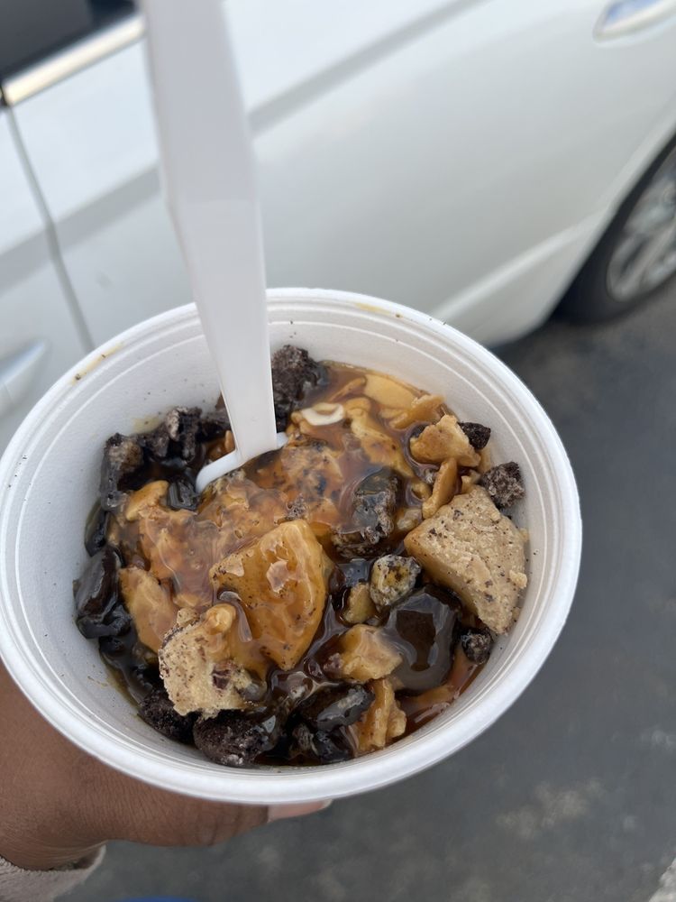 CREME & SUGAR Updated September 2024 12 Reviews 3530 E Race Ave