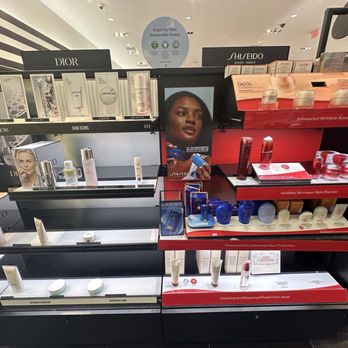 SEPHORA - Cosmetics & Beauty Supply Near Me - Ventura, California