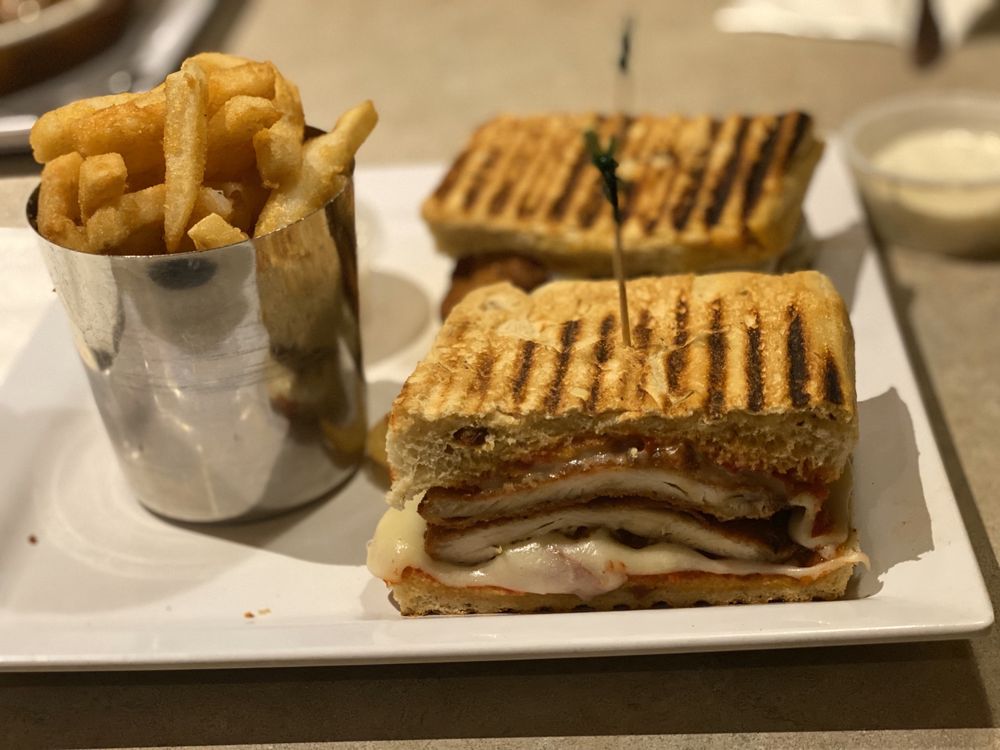 TROPICANA DINER AND BAKERY 208 Photos & 217 Reviews Desserts 545