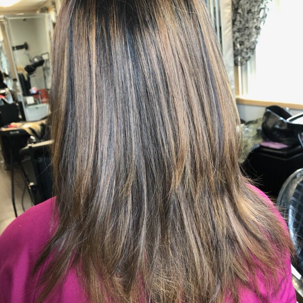 Kattwalk Salon - My balayage highlights and cuts done by Amy - Hair Salons Near Me - Kent, Washington Kattwalk Salon - My balayage highlights and cuts done by Amy - Hair Salons Near Me - Kent, Washington