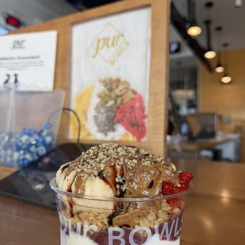 Pur Bowls - Acai Bowls Near Me - Carson, California
