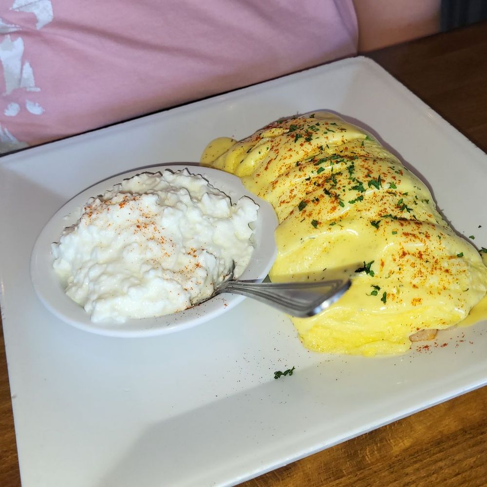 Shrimp & Crab Omelette w Cottage Cheese Shrimp & Crab Omelette w Cottage Cheese