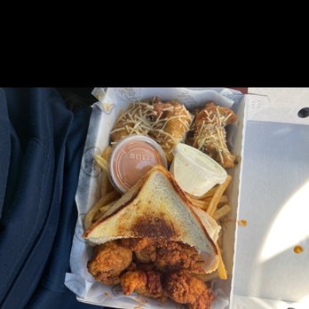 Slim Chickens - ooooo - Chicken Shop Near Me - Parker, Colorado Slim Chickens - ooooo - Chicken Shop Near Me - Parker, Colorado