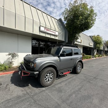 TW Tinting - Auto Glass Services Near Me - Santa Ana, California TW Tinting - Auto Glass Services Near Me - Santa Ana, California