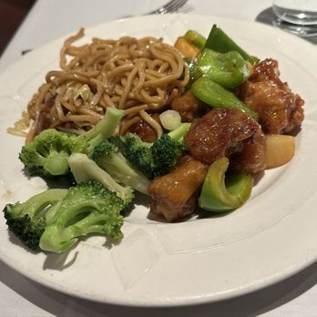 UNCLE YU’S AT THE VINEYARD - Updated November 2024 - 830 Photos & 1116 ...