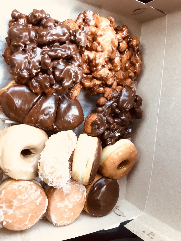 FAMILY DONUTS & DELI Updated May 2024 159 Photos & 336 Reviews