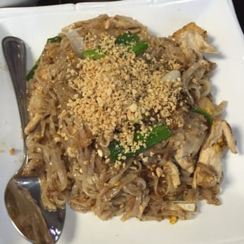 Mai Thai Cuisine - Chicken Pad Thai - Thai Near Me - Smithfield, Rhode Island Mai Thai Cuisine - Chicken Pad Thai - Thai Near Me - Smithfield, Rhode Island