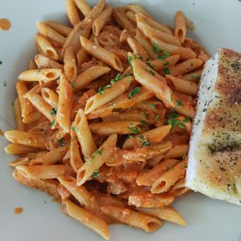 Joey Garlic's - Penne ala vodka - American Near Me - Newington, Connecticut Joey Garlic's - Penne ala vodka - American Near Me - Newington, Connecticut