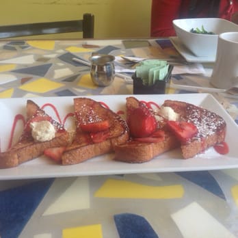 Batter & Berries - Strawberry French toast with homemade butter. - Breakfast & Brunch Near Me - Chicago, Illinois
