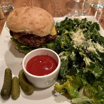 Cru Cellars - Cru Burger & Caesar Salad - Wine Bars Near Me - Tampa, Florida