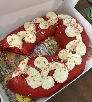 Caluda's King Cake by null