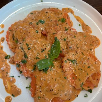 Aroma Italia - Butternut Squash Ravioli with Pink Sauce - Pizza Near Me - Honolulu, Hawaii