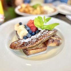 Savanna Restaurant - Savanna Banana French Toast