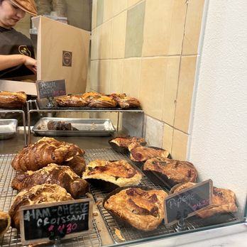 Le Hérisson - Pastries - Cafes Near Me - Simi Valley, California Le Hérisson - Pastries - Cafes Near Me - Simi Valley, California