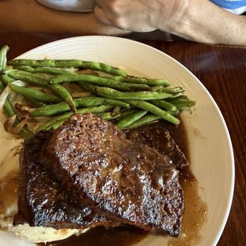 2 Creeks Bar & Grill - Bars Near Me - St. Augustine, Florida