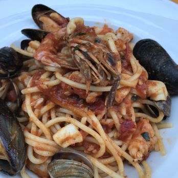 Olivelli - Scoglio - seafood spaghetti - Pizza Near Me - London, XGL