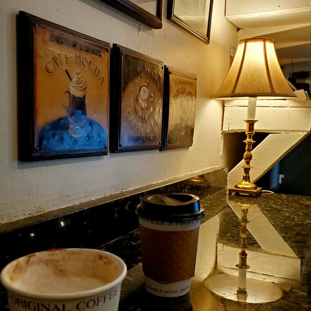 Cappuccino before the movie, JUDY, starring Renée Zellweger  (10/19/2019)