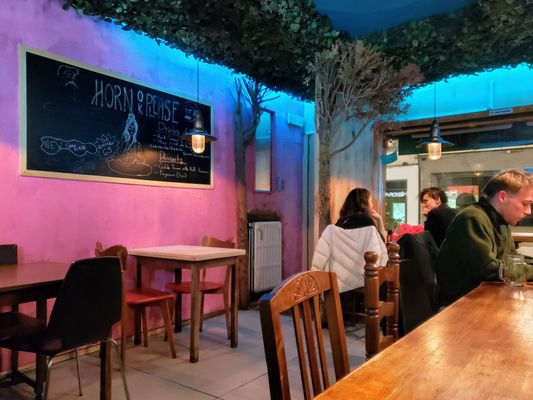 Horn OK Please by null