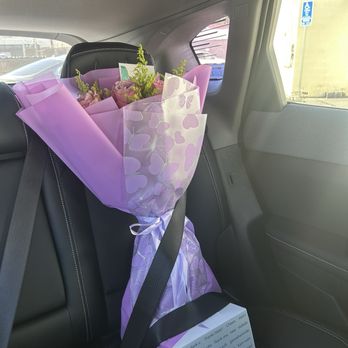 Village Florist - My beautiful bouquet all safe and secure for the trip! - Florists Near Me - Granada Hills, California Village Florist - My beautiful bouquet all safe and secure for the trip! - Florists Near Me - Granada Hills, California